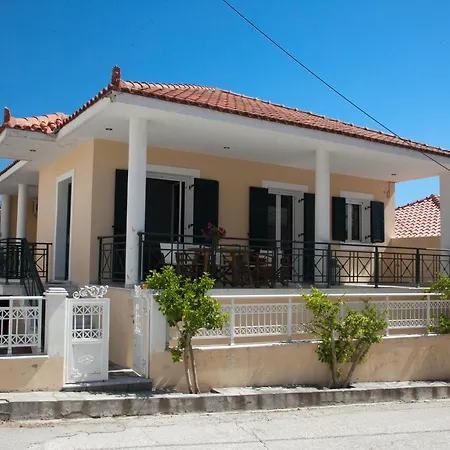 Antonello House Ликсури